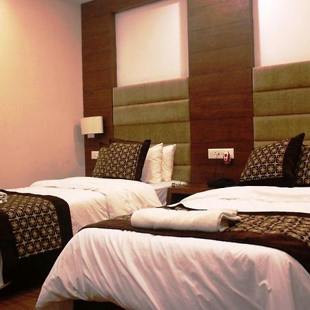 Hotel Simla Siliguri Eksteriør billede