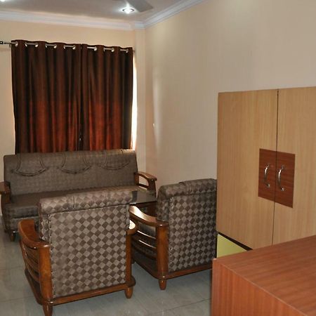 Hotel Simla Siliguri Eksteriør billede