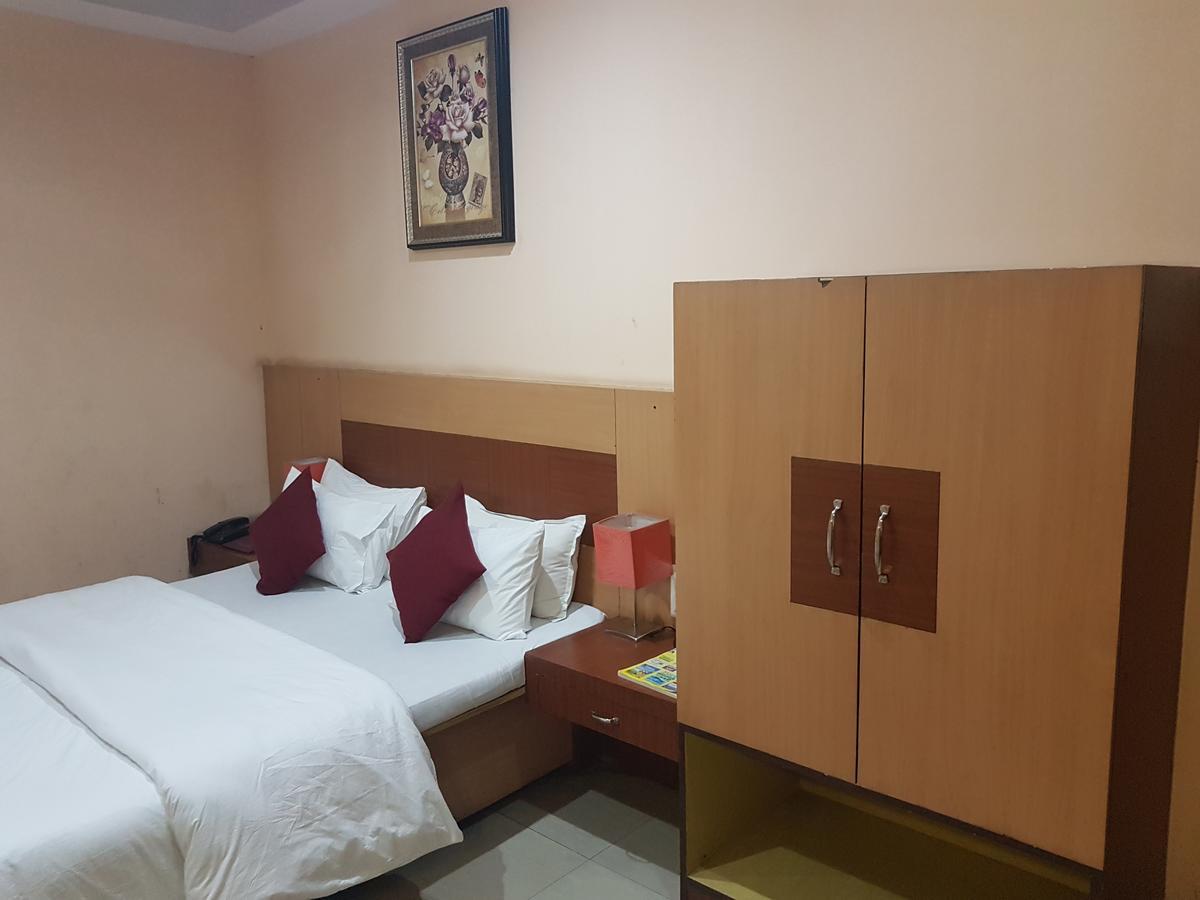 Hotel Simla Siliguri Eksteriør billede