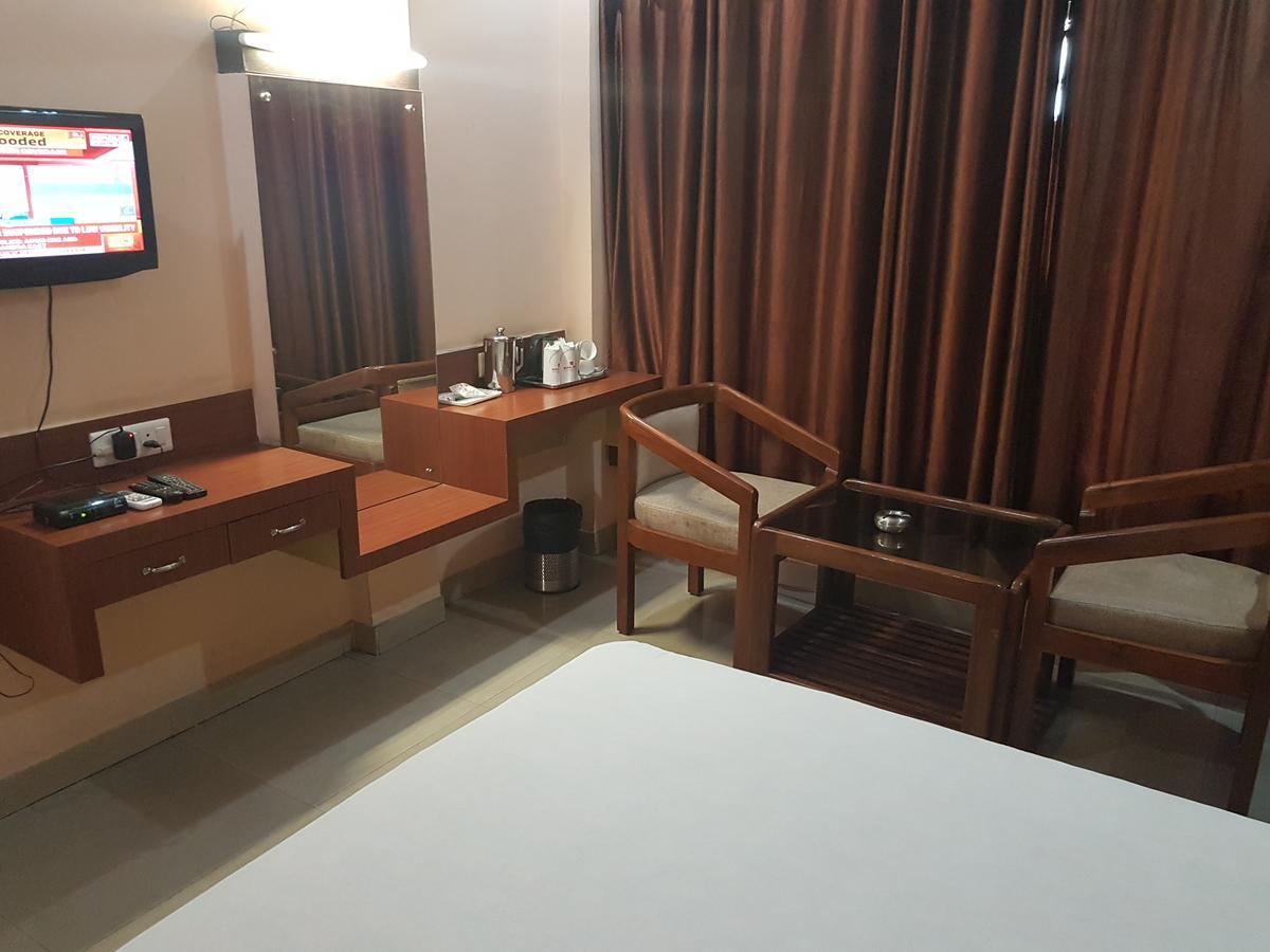 Hotel Simla Siliguri Eksteriør billede