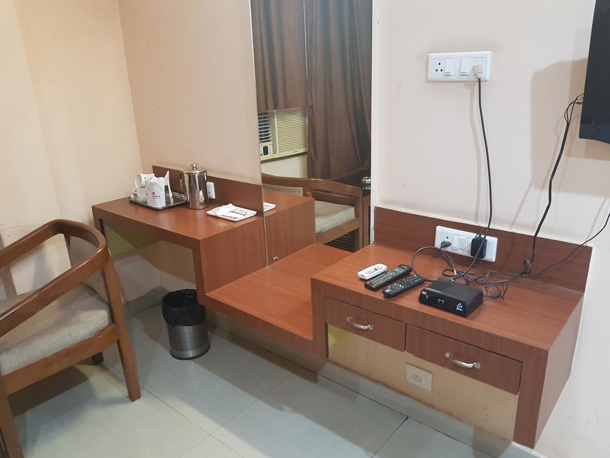 Hotel Simla Siliguri Eksteriør billede